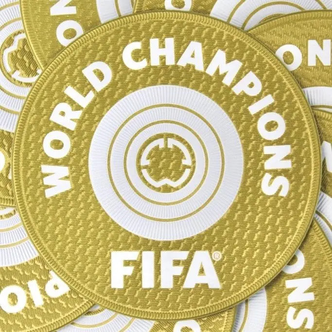 Oficial Authentic Player Size CWC Champions Badge (Chelsea)