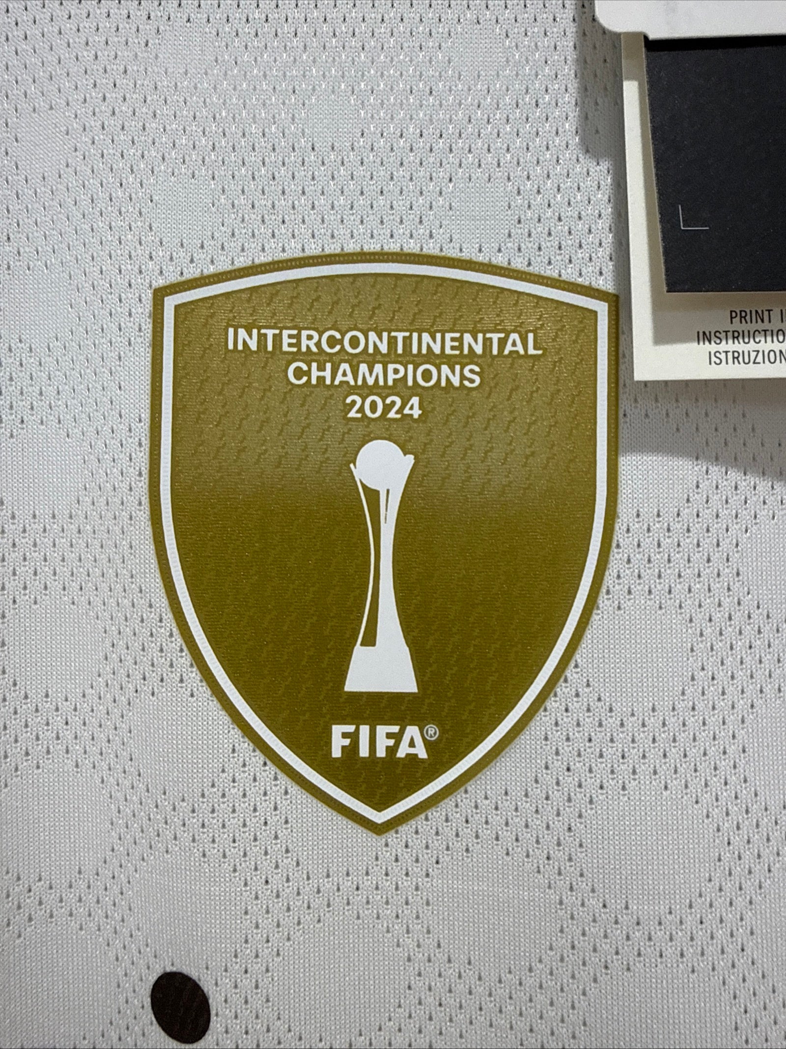 Intercontinental Champions Badge 2024 Adult Size Authentic Champions Badge - Real Madrid