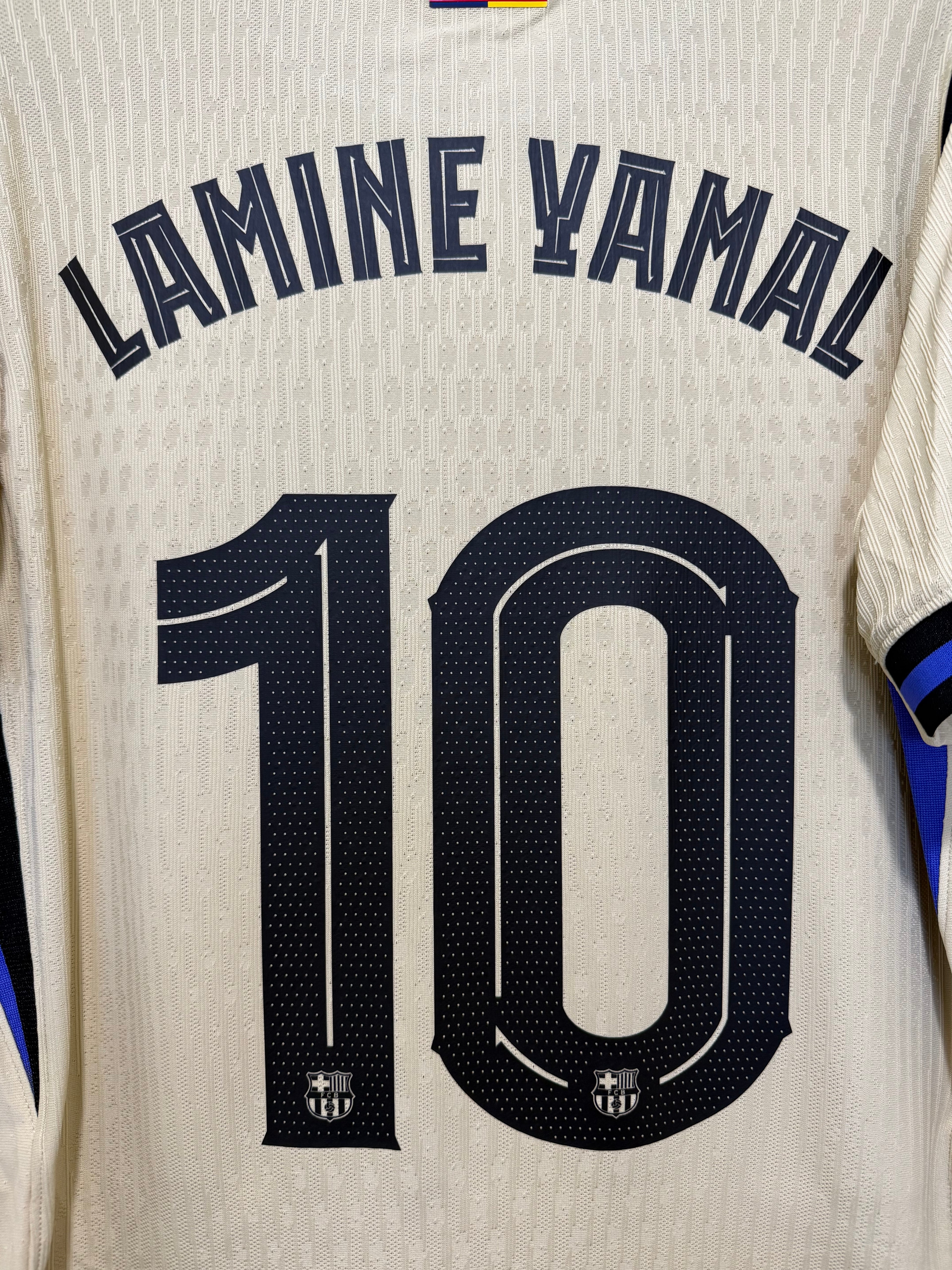Lamine Yamal #10 Authentic Adult Size Player Size Barça x Kobe Name Set