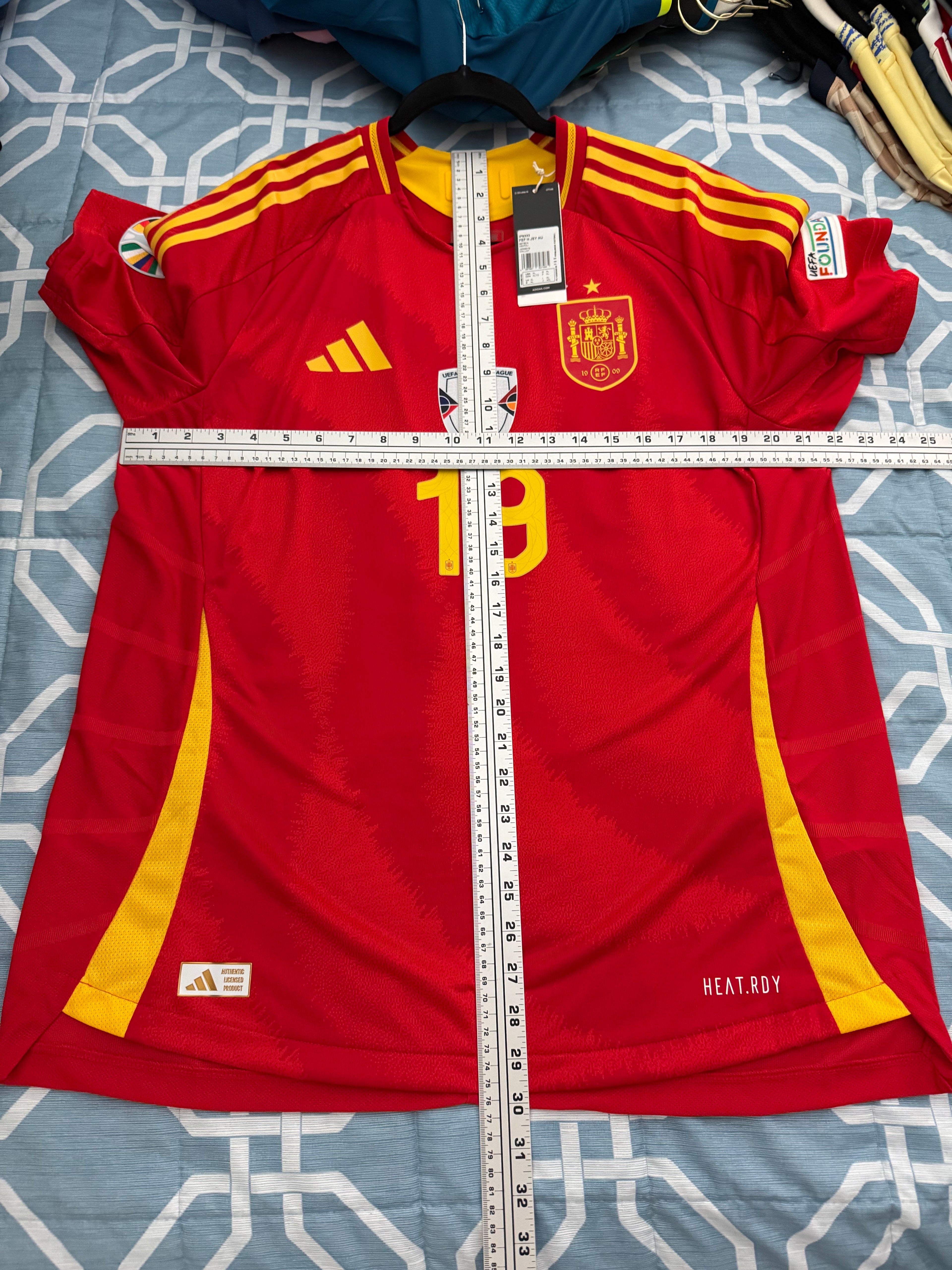 Lamine Yamal #19 Men’s EXTRA LARGE Spain Euro 2024 Home Authentic Jersey