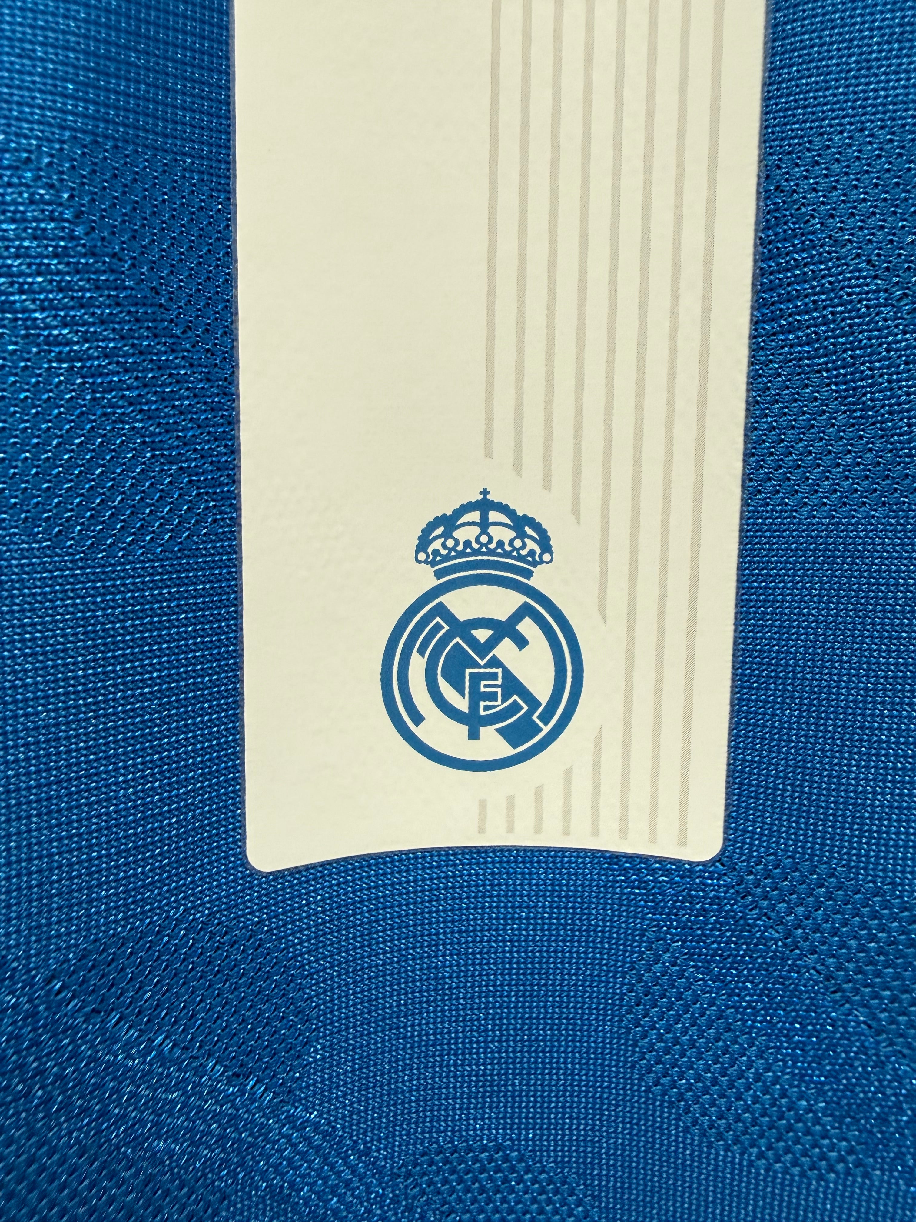 Kylian Mbappe #10 Mens MEDIUM Adidas Authentic Third Real Madrid UCL Jersey
