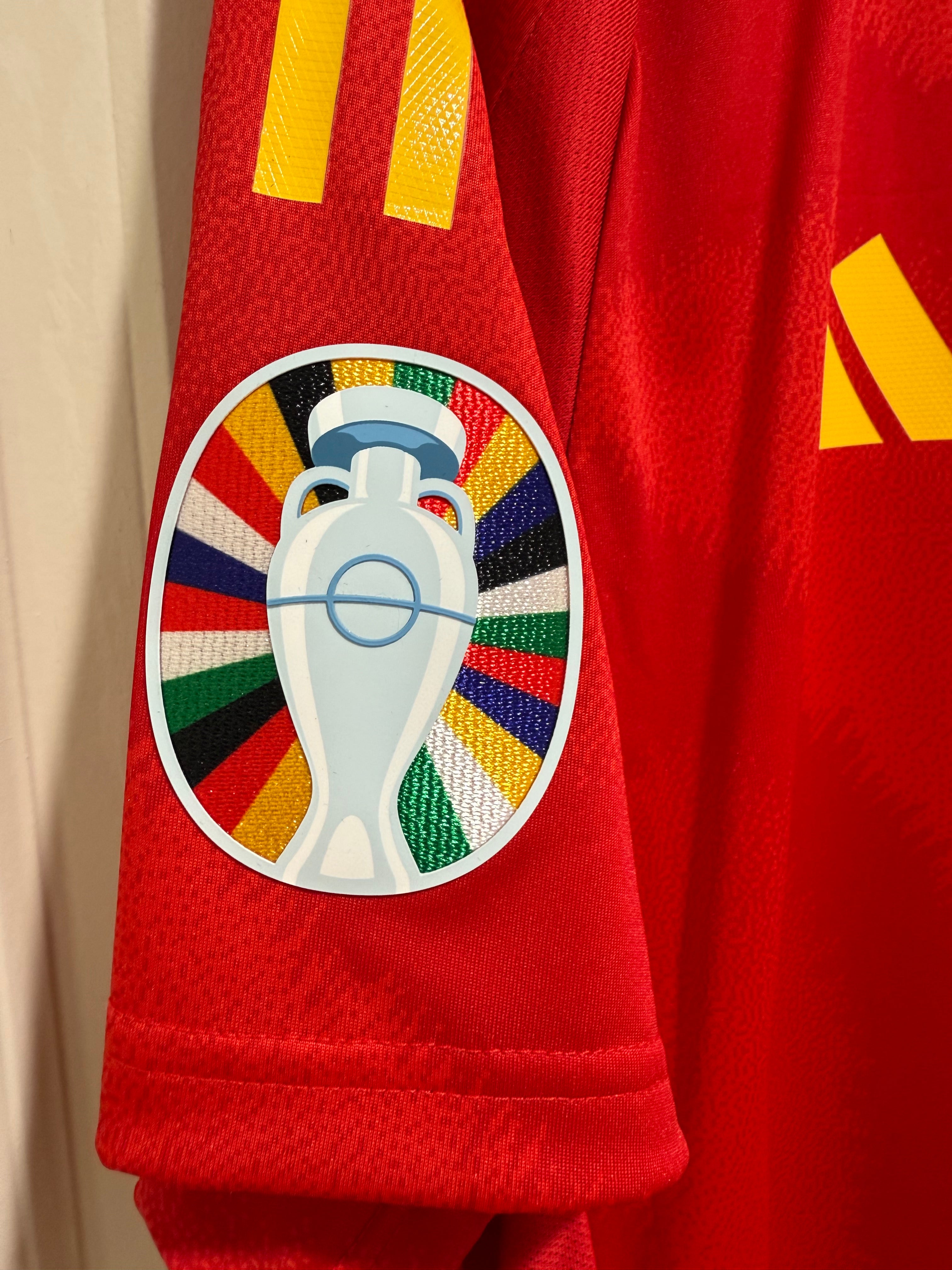 Lamine Yamal #19 Men’s EXTRA LARGE Spain Euro 2024 Home Authentic Jersey