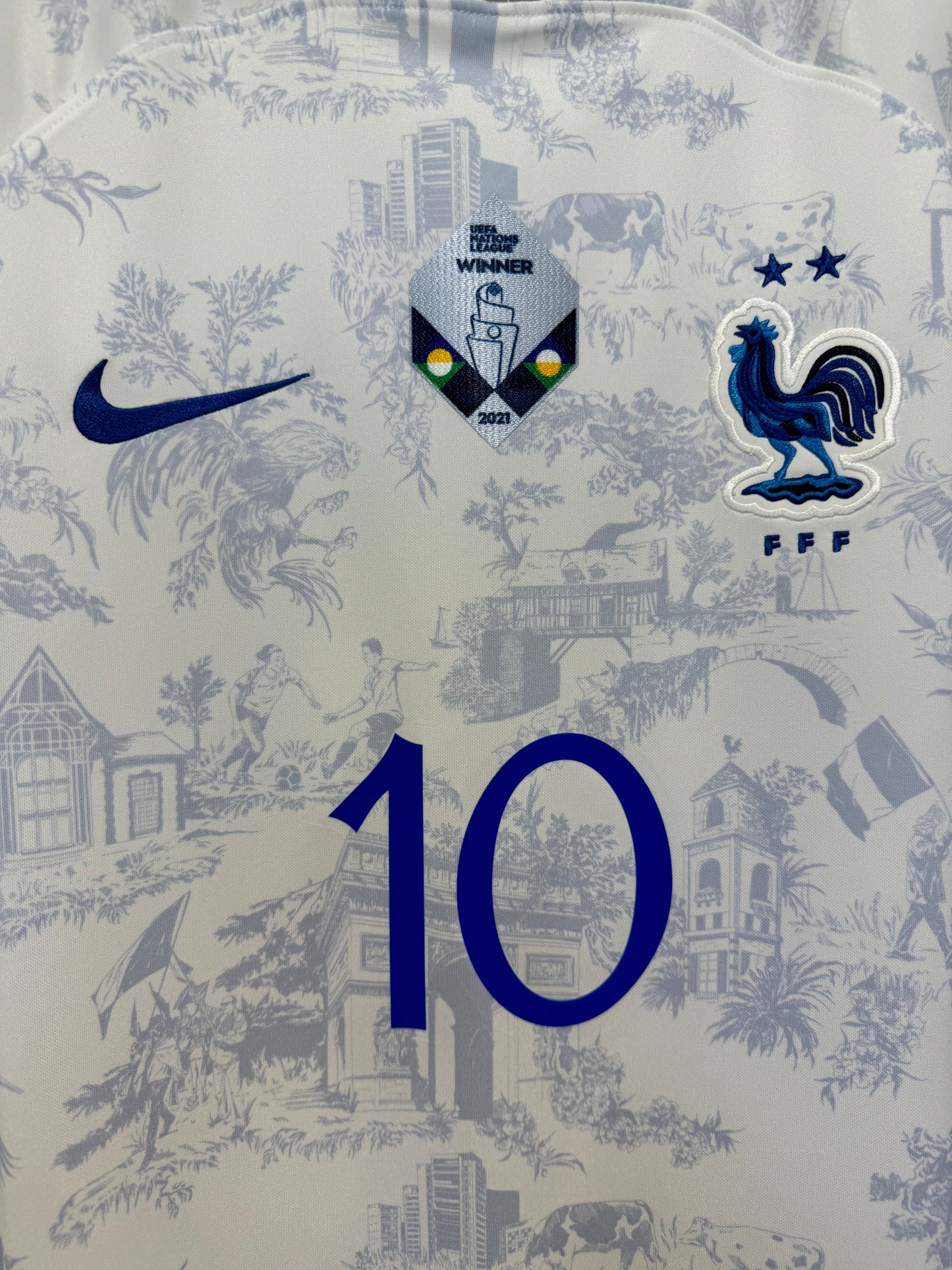 Mbappe #10 Mens LARGE Nike Away Euro Qualifiers Stadium Jersey