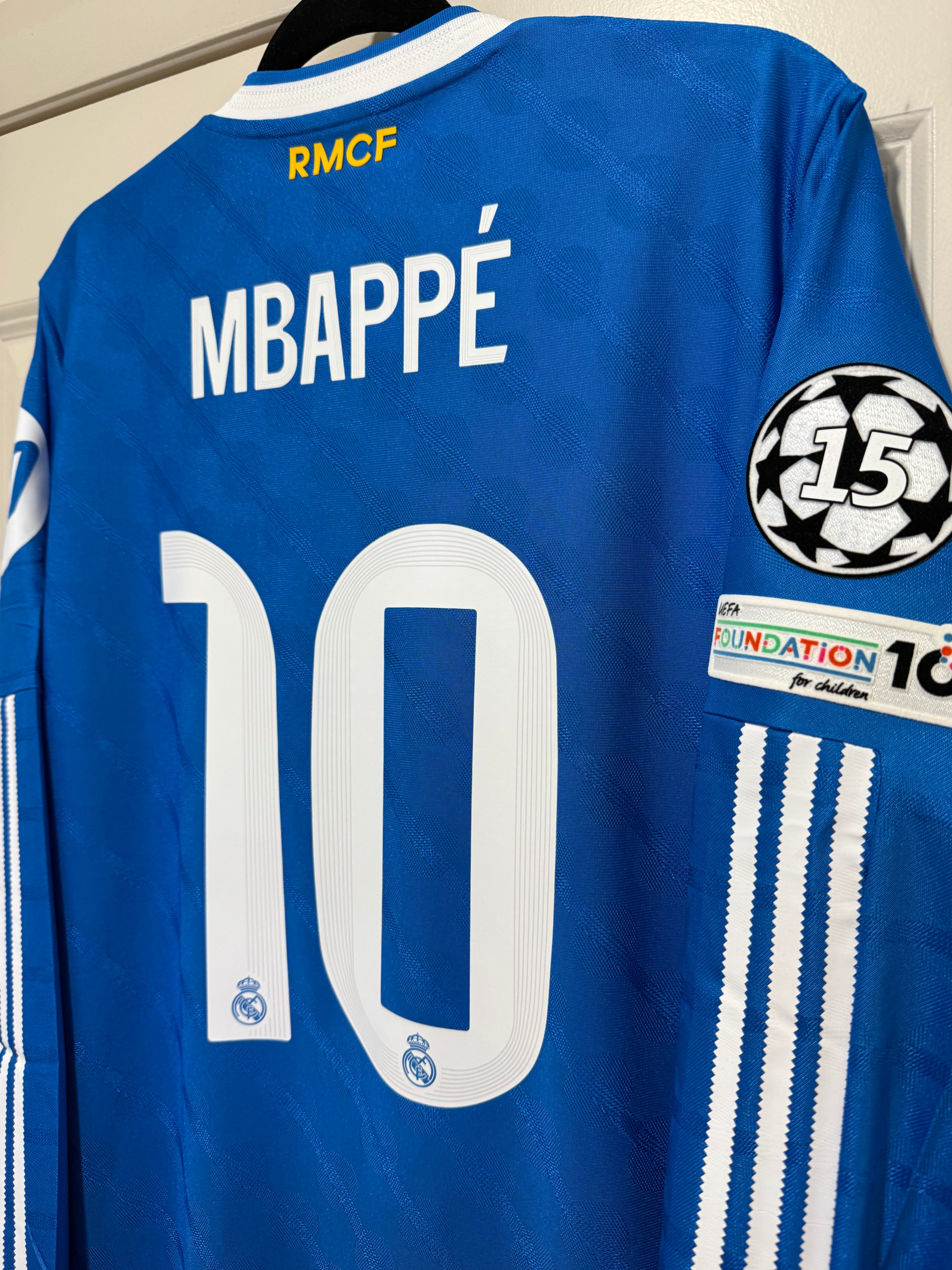 Mbappe #10 Mens LARGE Adidas Real Madrid Authentic Long Sleeve Third Jersey