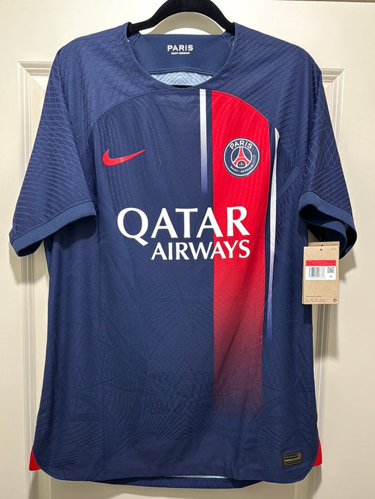 Paris Saint-Germain Men’s LARGE Nike Authentic DriFITAdv Home Jersey Match