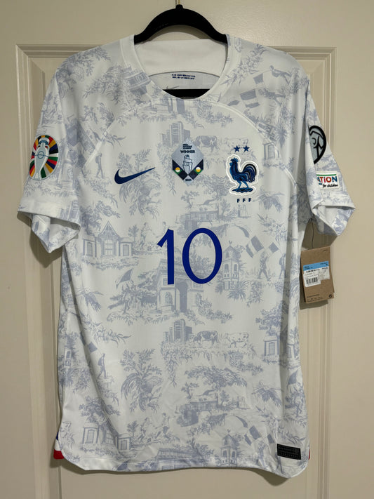 Mbappe #10 Mens MEDIUM Nike Away Euro Qualifiers Stadium Jersey