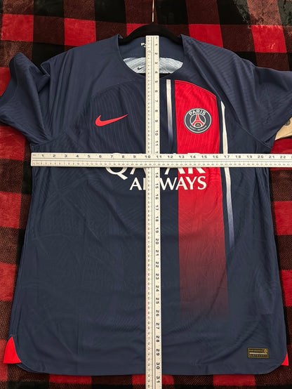 Paris Saint-Germain Men’s LARGE Nike Authentic DriFITAdv Home Jersey Match