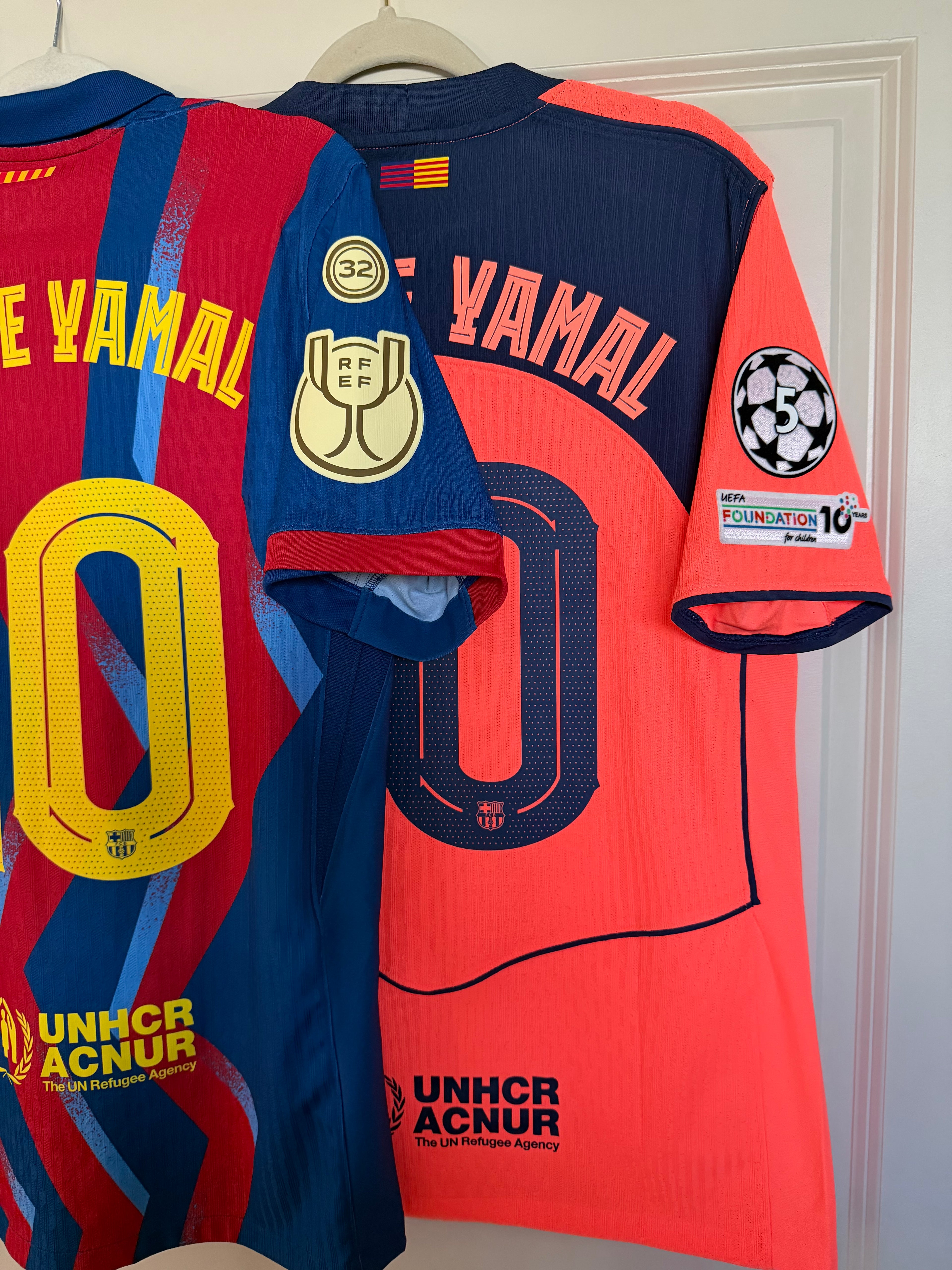 Bundle Name Sets and Badges Barcelona & Spain