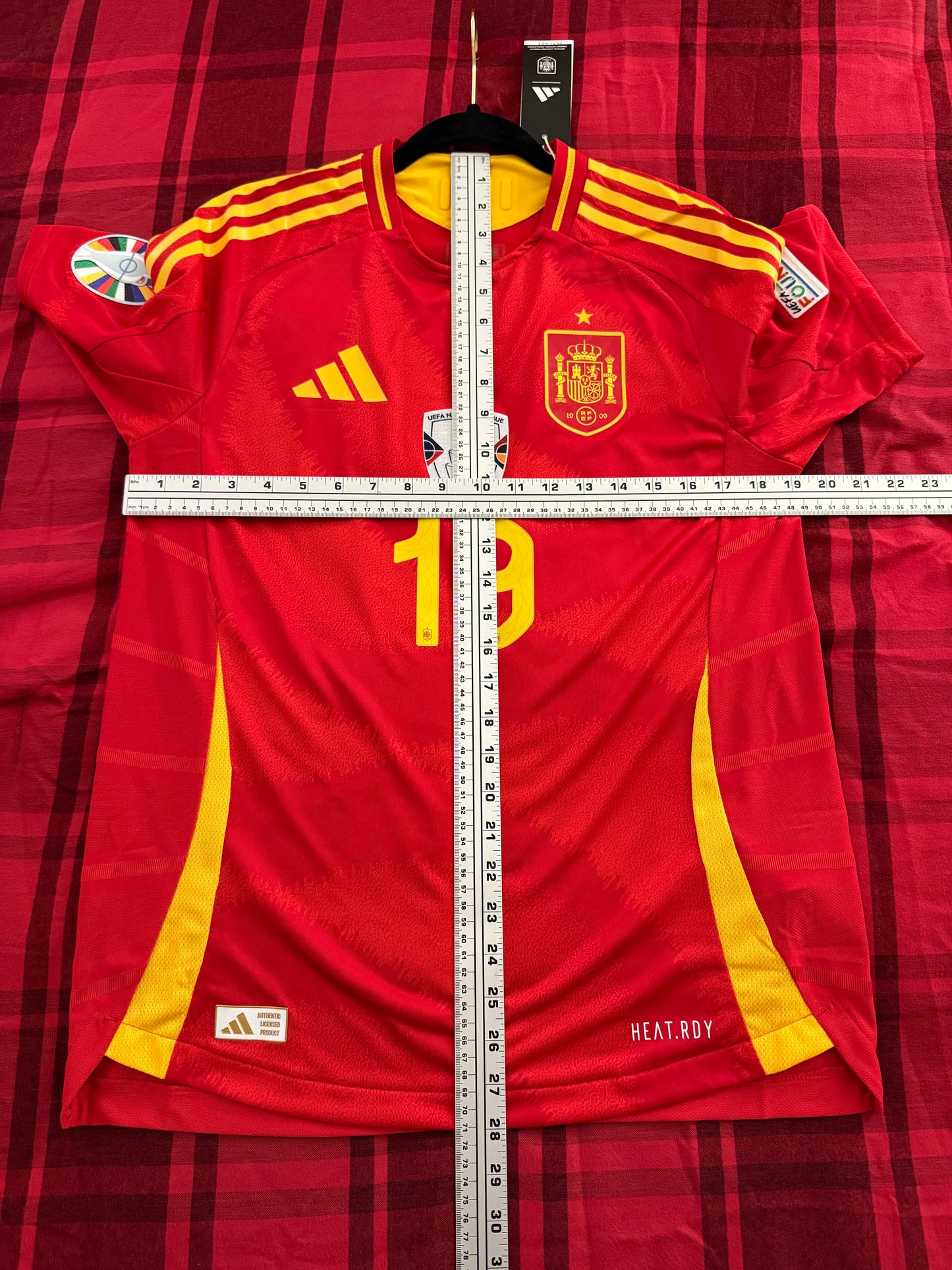 Camiseta local auténtica de España para la final de la Eurocopa de Lamine Yamal n.º 19 de Adidas