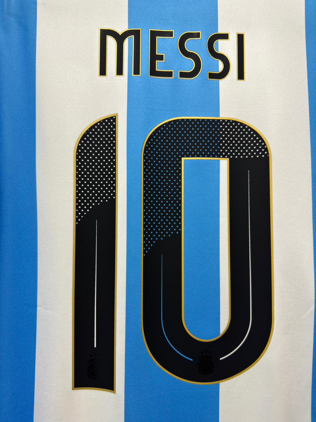 Camiseta local auténtica de manga larga de Argentina de Adidas de tamaño mediano Messi n.° 10 para hombre