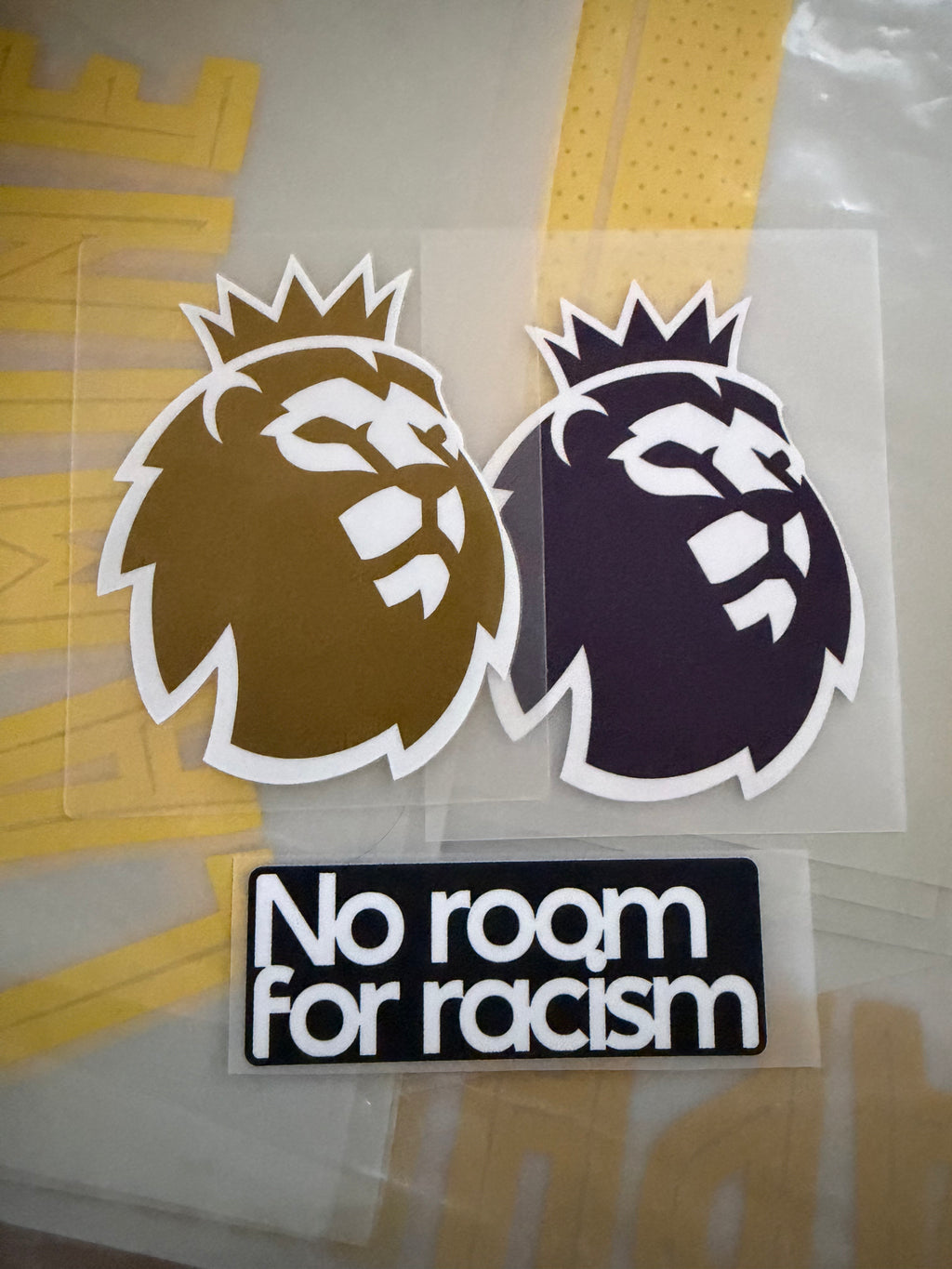 Authentic Player Issued Badges and Name Sets PL/CA