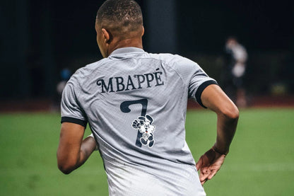 Mbappe #7 Men’s LARGE Nike x Verdy PSG Stadium Away Jersey
